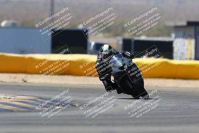 media/Mar-28-2022-Superbike Trackdays (Mon) [[b8603d0f67]]/Novice Group (1130am-12pm)/Turn 2/